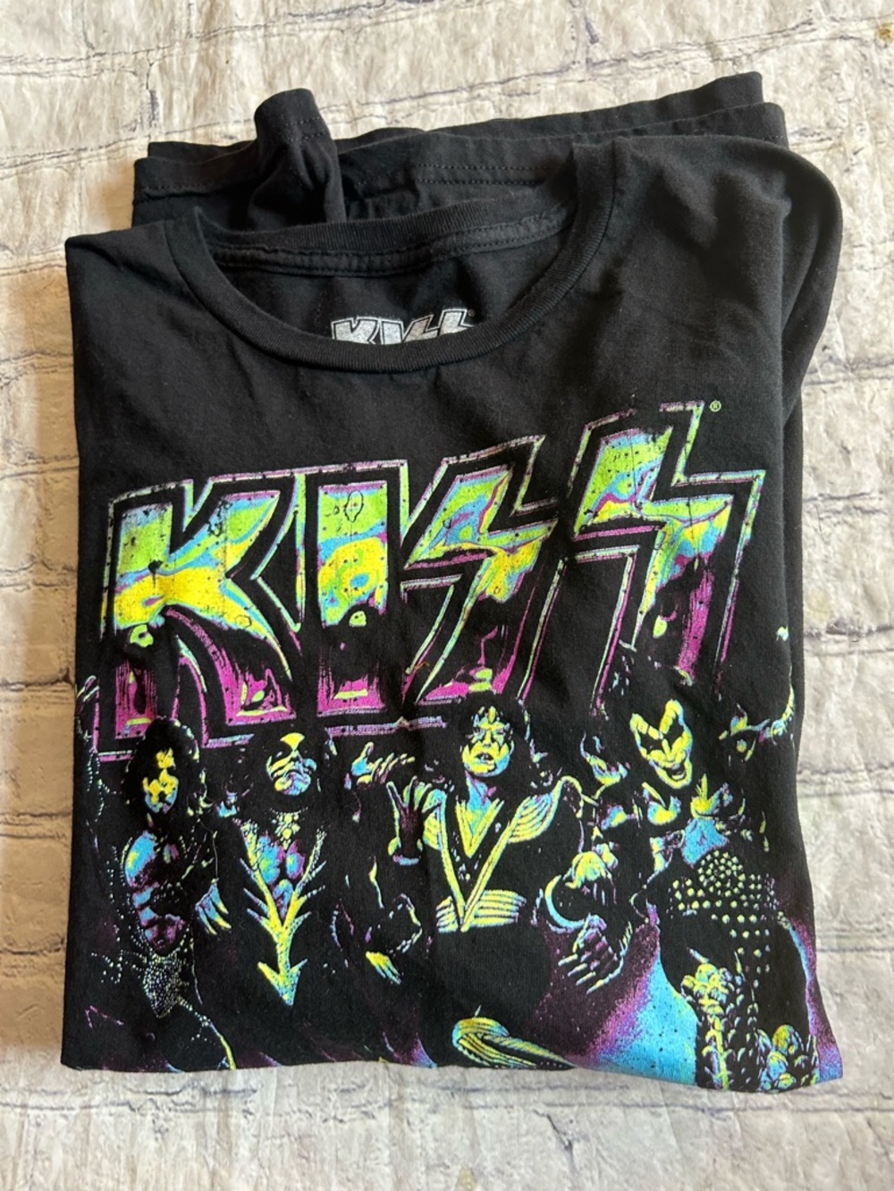 KISS MAD ENGINE 100% COTTON BLACK WITH NEON COLORS GRAPHIC FRONT T-SHIRT 46/48 L